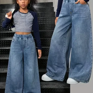 Girl's 2000s trendy street style loose and comfortable washed denim straight-leg pants, with elasticized stretch waist