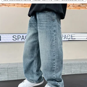 Boy's fashionable street-wear versatile and stylish loose jeans, casual long pants for daily wear